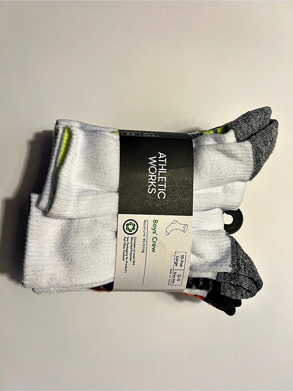 Athletic Works Boys' Crew Socks 10-Pair Boys Large NWT